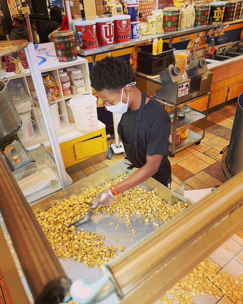 MARKET SQUARE POPCORN Updated October 2024 41 Photos & 14 Reviews