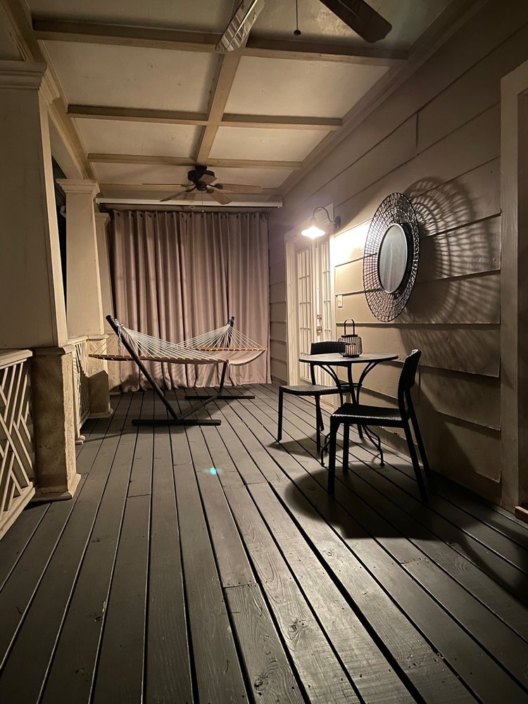 THE PINNER HOUSE 231 Pinner St, Suffolk, Virginia Venues & Event