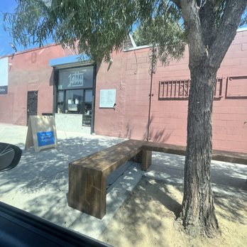 Jetty Coffee Roasters - Coffee window, little seating area with a tree - Coffee Roasteries Near Me - Los Angeles, California Jetty Coffee Roasters - Coffee window, little seating area with a tree - Coffee Roasteries Near Me - Los Angeles, California