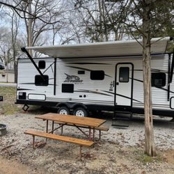Cooper Creek Campground - Rental Camper 81