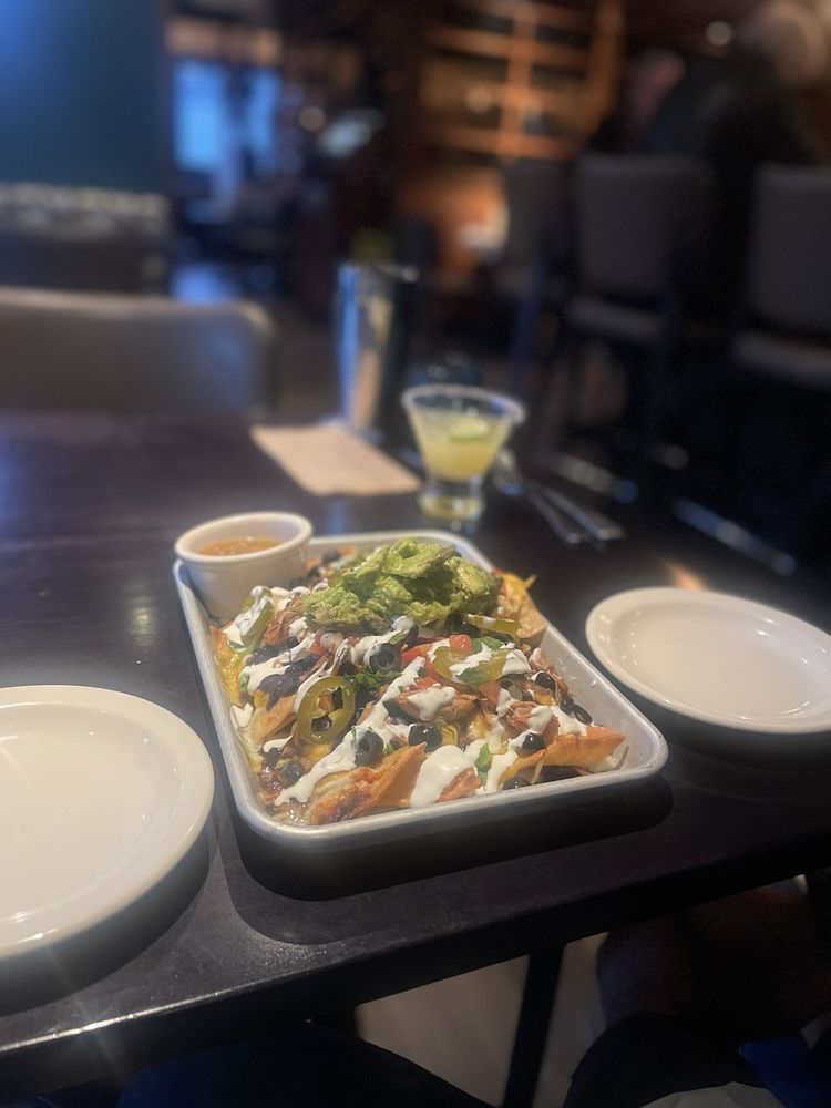 GUBANC’S PUB Updated October 2024 84 Photos & 228 Reviews 16008