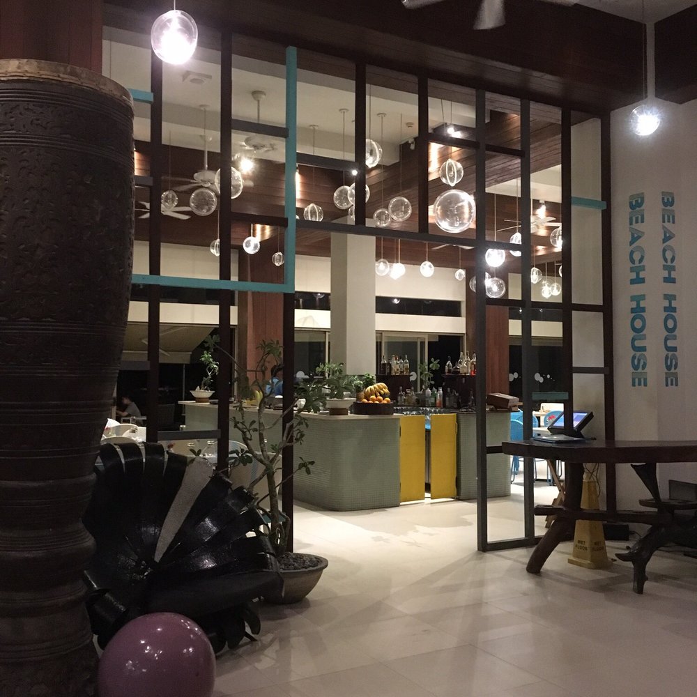 Costa Pacifica Resort Hotel - Beach House Restaurant - Resorts Near Me - Baler, AUR