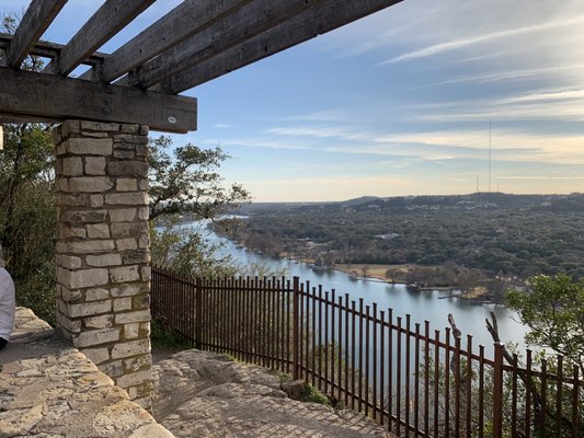 Mount Bonnell by null