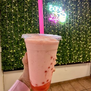 88 Street Food - Strawberry smoothie - Coffee & Tea Near Me - Richmond, Virginia 88 Street Food - Strawberry smoothie - Coffee & Tea Near Me - Richmond, Virginia
