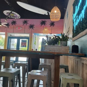 Playa Bowls - Seating - Juice Bars & Smoothies Near Me - Melbourne, Florida