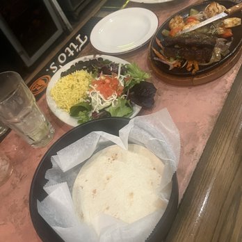 La Casita - Steak & shrimp fajitas - Bars Near Me - Wilmington, Vermont La Casita - Steak & shrimp fajitas - Bars Near Me - Wilmington, Vermont