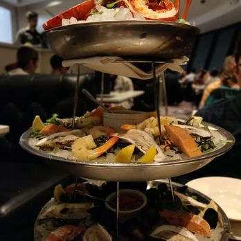 360 Restaurant - Canadian (New) Near Me - Toronto, Ontario