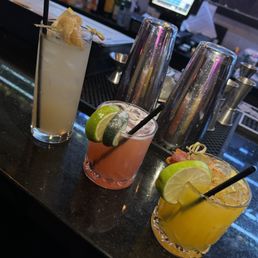 Great selections of cocktails happy hour 6-9pm errday Great selections of cocktails happy hour 6-9pm errday