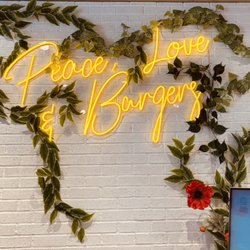 Hearthly Burger - Interior Decor