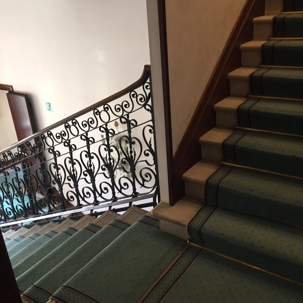 Hotel Bonvecchiati - Stairs down from 2nd Floor - Hotels Near Me - Casa Venezia, VR