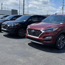 Jeep Of Columbus - Bob Poynter Chrysler Dodge Jeep RAM Hyundai has a large selection of Hyundais!
