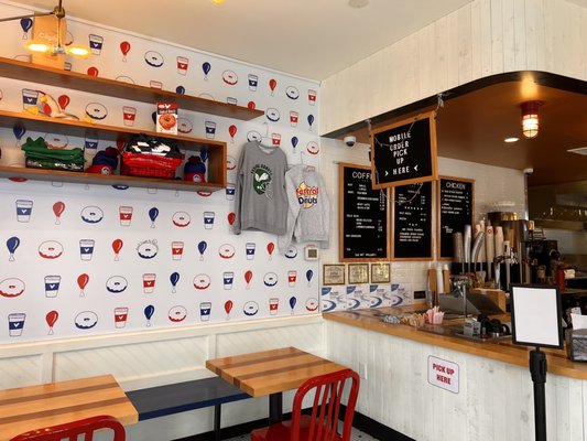 Federal Donuts & Chicken South Street by null