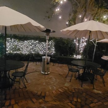 Pourr Decisions wine lounge  - Wine Bars Near Me - Modesto, California
