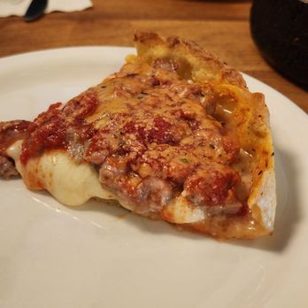 Lou Malnati's Pizzeria - Malnati's Chicago Classic Deep Dish - Pizza Near Me - Chicago, Illinois