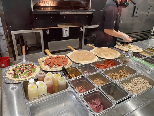 Pieology Pizzeria, MGM Grand by null