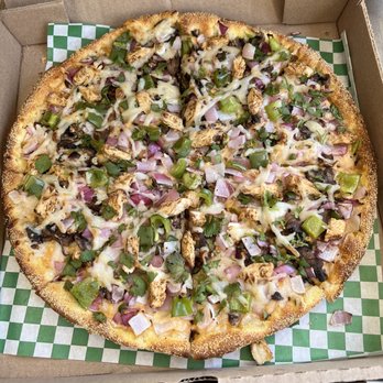 Pizza Twist - Hercules, CA - Vegan Chicken Tikka Masala Pizza Twist - Pizza Near Me - Hercules, California