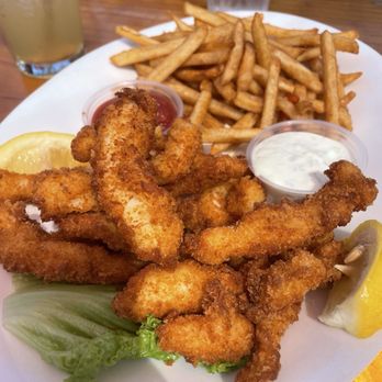 Schooners - Steamed Clams - Seafood Near Me - Cayucos, California