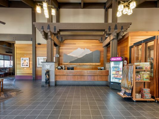 Wuksachi Lodge by null