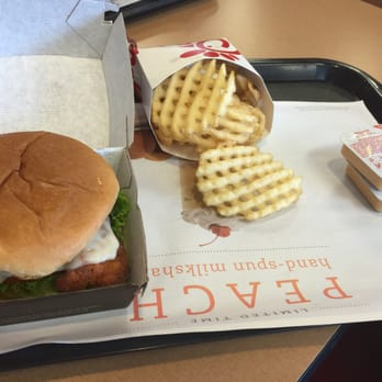 Chick-fil-A - Number 4 meal with chick fil a sauce - Fast Food Near Me - San Jose, California Chick-fil-A - Number 4 meal with chick fil a sauce - Fast Food Near Me - San Jose, California