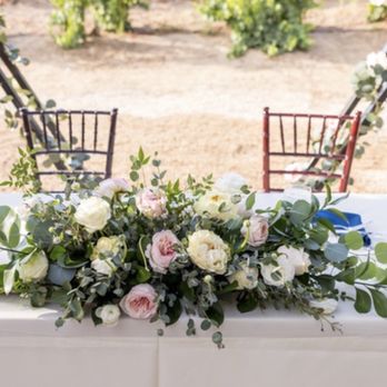 Wine Country Florals - Our sweetheart table - Floral Designers Near Me