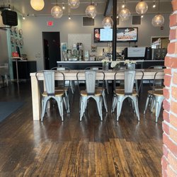 J René Coffee Roasters - Inside