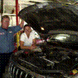 Les Hinks Automotive - Les and Missy Hinks