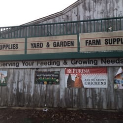 Talmage Farm Agway - Front of store