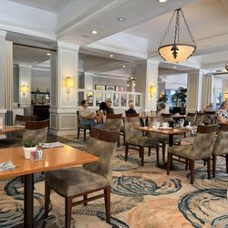 Arthur's Bistro - Seating area