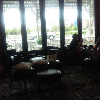 Regatta Hotel - Bistro - Bars Near Me - Toowong, QLD