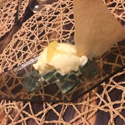 Gastroadictos - Gin tonic al plato! Una pena q lo presentarán sobre cristal ahumado!