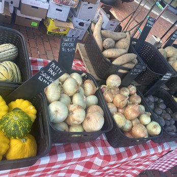 Gary’s Farmstand Too - Farmers Market Near Me - Boston, Massachusetts