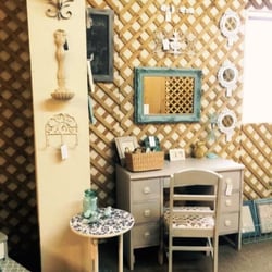 A & W Antique Mall