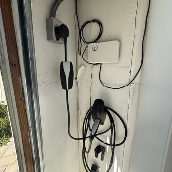 Rock Bottom Construction - Tesla Charger - Electricians Near Me
