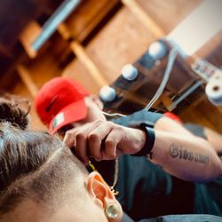 Kind cutz barbershop