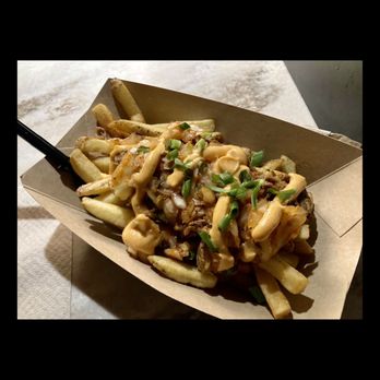 THE DAILY POUTINE - Updated July 2025 - 371 Photos & 229 Reviews - 1674 ...