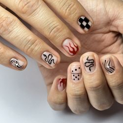 ChrispyNails
