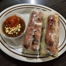 Grilled Pork Patty (Nem Nuong) Spring Roll Grilled Pork Patty (Nem Nuong) Spring Roll