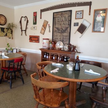 Pine Grove Restaurant - Welcome wall - Breakfast & Brunch Near Me - Bluemont, Virginia Pine Grove Restaurant - Welcome wall - Breakfast & Brunch Near Me - Bluemont, Virginia