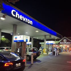 Chevron Canada Limited - Gas station~