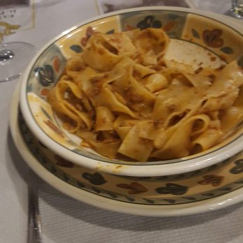 Fattoria Il Poggio - Wineries Near Me - Montecarlo, LU