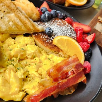 Cafe Don Juan - Cafes Near Me - Winter Park, Florida Cafe Don Juan - Cafes Near Me - Winter Park, Florida