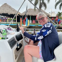 Driving the boat was a pleasure!! Go find a dolphin! Driving the boat was a pleasure!! Go find a dolphin!