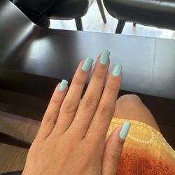 Venetian Nail Spa - Gel manicure