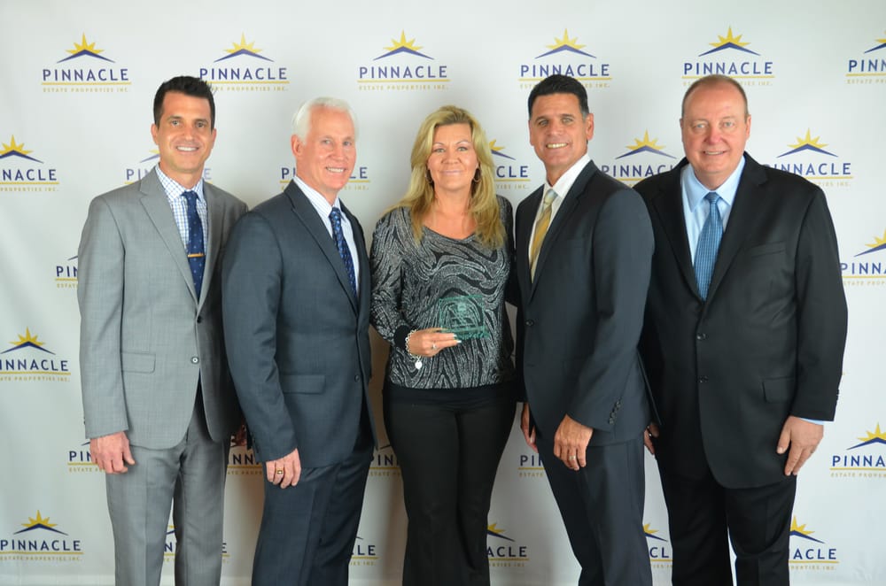 CAMI REED PINNACLE ESTATE PROPERTIES 24501 Town Center Dr, Valencia