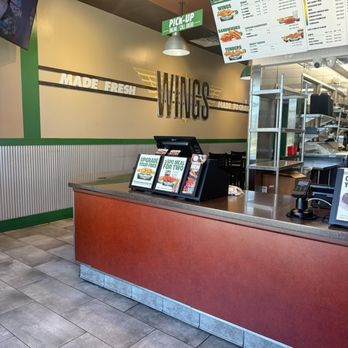 Wingstop - Front Counter area - Chicken Wings Near Me - Harvey, Louisiana