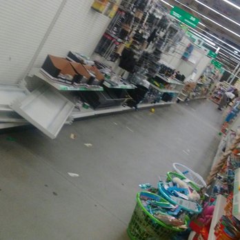Dollar Tree - This is ridiculous!!!! 1. SAFETY HAZARDOUS!!! 2. Empty shelves 3. Unorganized and a mess every where!!! - Discount Store Near Me - Loma Linda, California