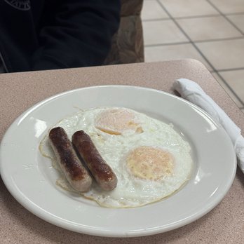 Breakers Cafe - Eggs & Sausage - Breakfast & Brunch Near Me - Redwood City, California