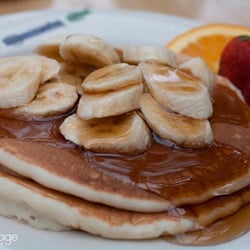 Riverside Cafe - Banana Pancakes!