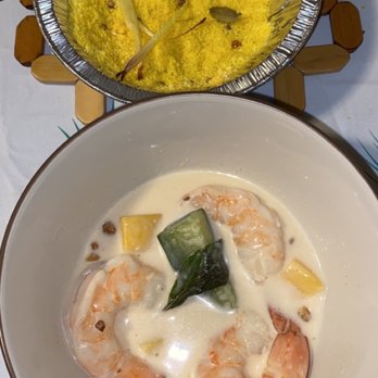 Alinea - Poached prawns with Thai curry aroma - New American Near Me - Chicago, Illinois Alinea - Poached prawns with Thai curry aroma - New American Near Me - Chicago, Illinois
