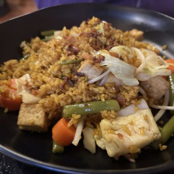 Blue Toba - Nasi goreng - Indonesian Near Me - Ashland, Oregon
